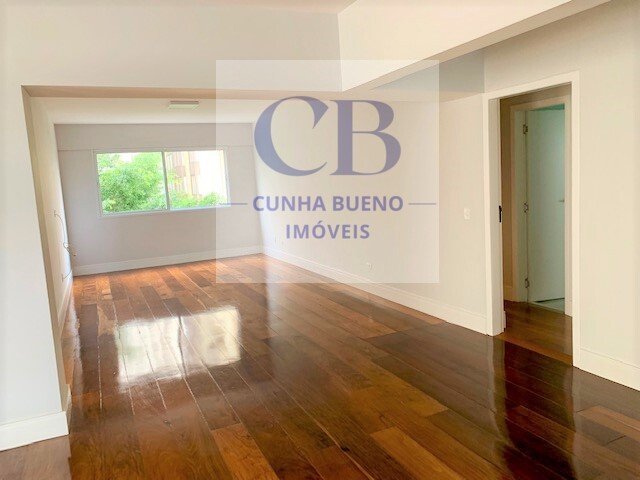 APARTAMENTO TODO REFORMADO COM VISTA PARA A COPA DAS ÁRVORES  NOS JARDINS – LOCALIZAÇÃO PRIVILEGIADA