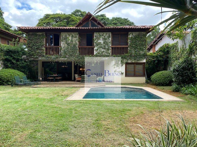CASA FANTÁSTICA COM JARDIM E PISCINA NO ALTO DE PINHEIROS CASA FANTÁSTICA COM JARDIM E PISCINA NO ALTO DE PINHEIROS