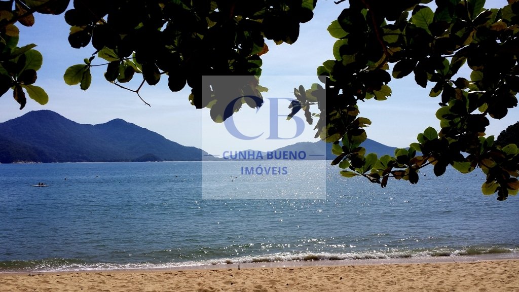 CASA À VENDA EM CONDOMÍNIO COBIÇADO DE UBATUBA CASA À VENDA EM CONDOMÍNIO COBIÇADO DE UBATUBA