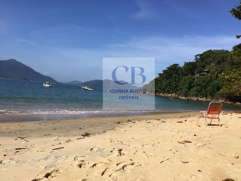 CASA À VENDA EM CONDOMÍNIO COBIÇADO DE UBATUBA CASA À VENDA EM CONDOMÍNIO COBIÇADO DE UBATUBA