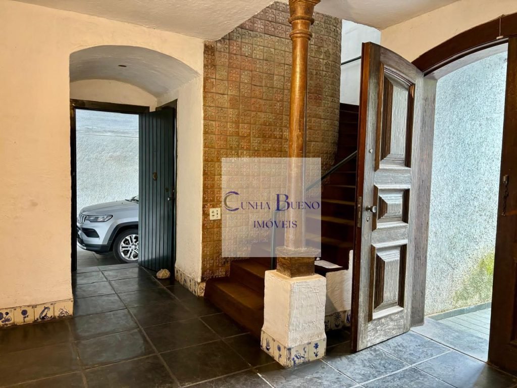 CASA RESIDENCIAL OU COMERCIAL NA CIDADE JARDIM PARA LOCAÇÃO