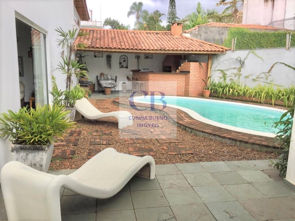 CASA TÉRREA COM MUITO ESPAÇO EM RUA TRANQUILA NO REAL PARQUE CASA TÉRREA COM MUITO ESPAÇO EM RUA TRANQUILA NO REAL PARQUE