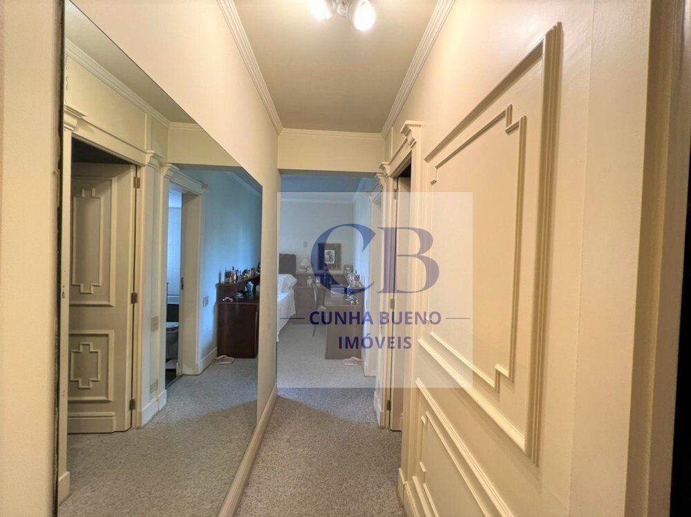 APARTAMENTO COM VISTA PARA O PARQUE DO POVO – UM POR ANDAR