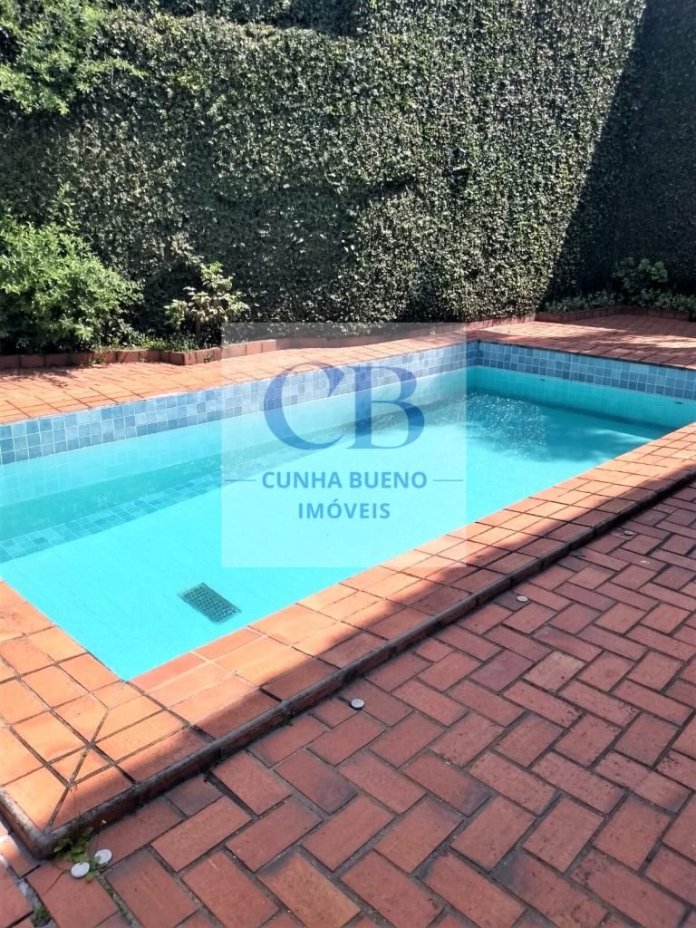 CASA NO MORUMBI PARA VENDA – MUITA LUZ E AMPLOS ESPAÇOS CASA NO MORUMBI PARA VENDA – MUITA LUZ E AMPLOS ESPAÇOS