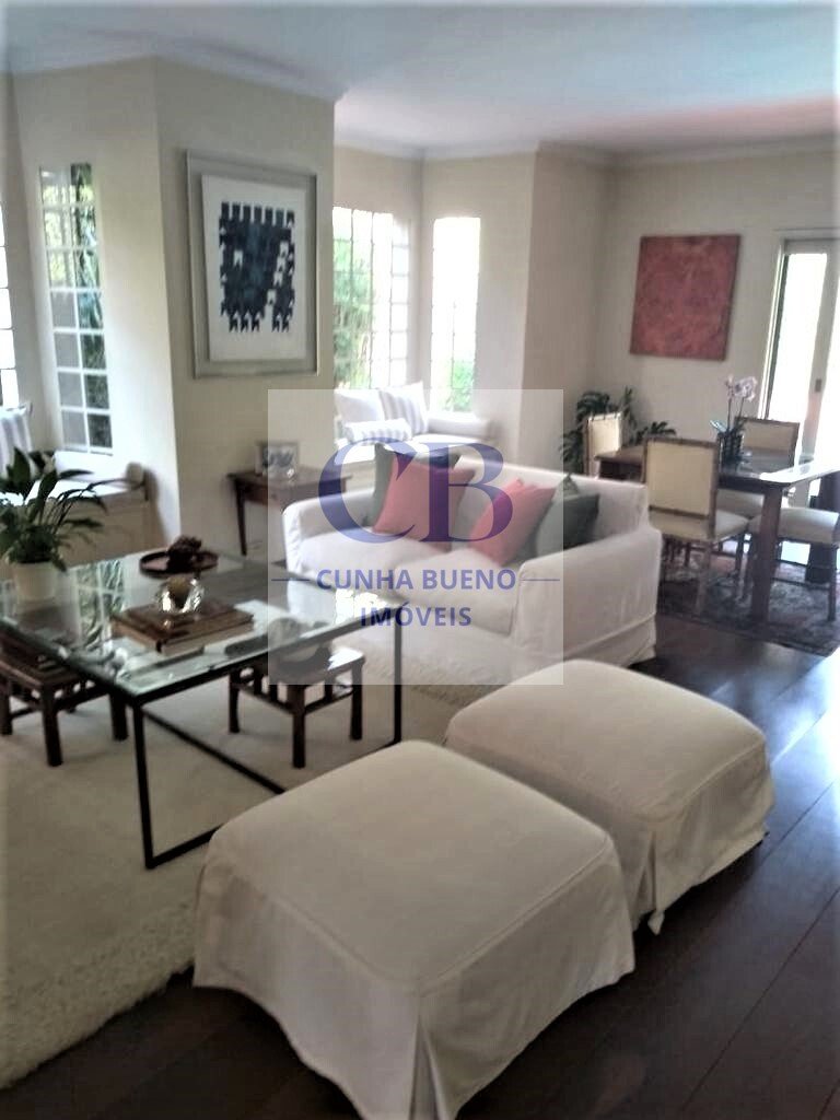 CASA NO MORUMBI PARA VENDA – MUITA LUZ E AMPLOS ESPAÇOS CASA NO MORUMBI PARA VENDA – MUITA LUZ E AMPLOS ESPAÇOS