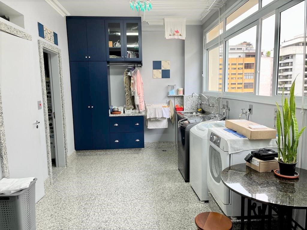 APARTAMENTO CLÁSSICO REFORMADO NO JARDIM PAULISTA – PARA VENDA OU LOCAÇÃO