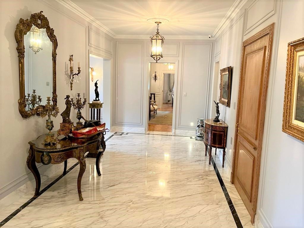 APARTAMENTO CLÁSSICO REFORMADO NO JARDIM PAULISTA – PARA VENDA OU LOCAÇÃO