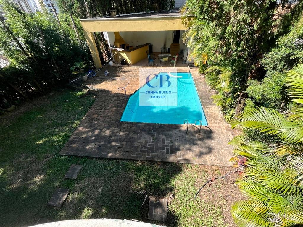CASA COM BASTANTE ESPAÇO NO REAL PARQUE CASA COM BASTANTE ESPAÇO NO REAL PARQUE