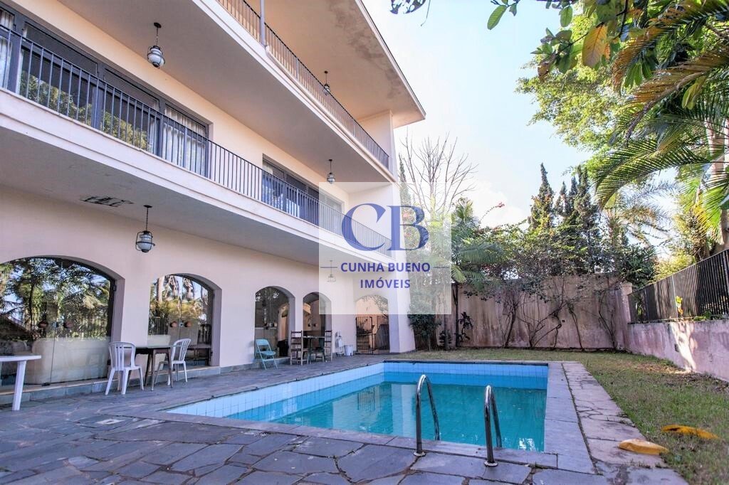 CASA NA CIDADE JARDIM COM VISTA PARA O JOCKEY CLUB CASA NA CIDADE JARDIM COM VISTA PARA O JOCKEY CLUB