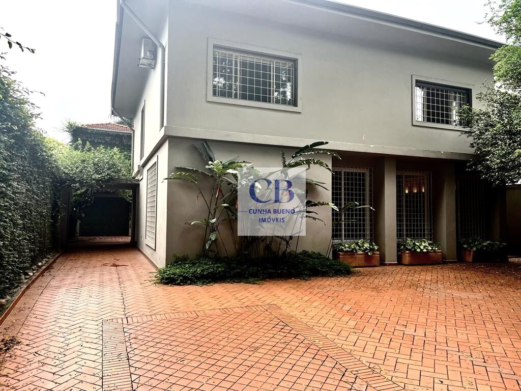 CASA BEM LOCALIZADA, EM RUA CALMA, NO ALTO DE PINHEIROS PARA REFORMA CASA BEM LOCALIZADA, EM RUA CALMA, NO ALTO DE PINHEIROS PARA REFORMA