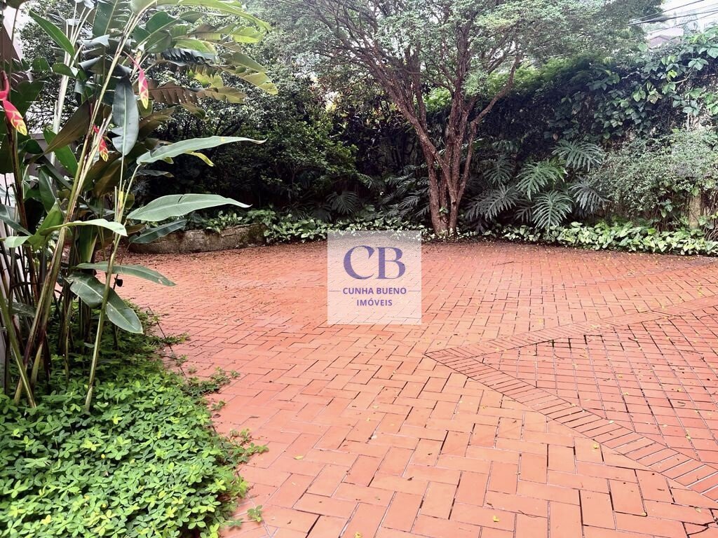 CASA BEM LOCALIZADA, EM RUA CALMA, NO ALTO DE PINHEIROS PARA REFORMA CASA BEM LOCALIZADA, EM RUA CALMA, NO ALTO DE PINHEIROS PARA REFORMA