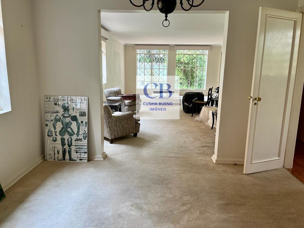 CASA COM 306 M² NO PACAEMBU – PARA REFORMA