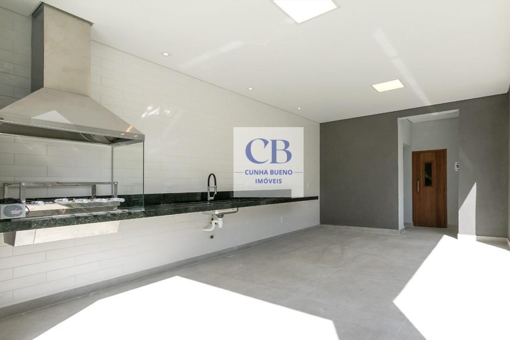 CASA IMPECÁVEL E TOTALMENTE REFORMADA NO JARDIM EUROPA CASA IMPECÁVEL E TOTALMENTE REFORMADA NO JARDIM EUROPA