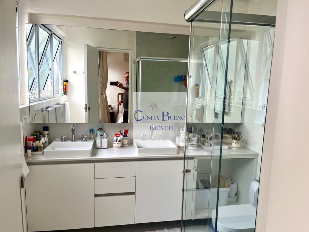 APARTAMENTO TODO REFORMADO NA PARTE PLANA DO JARDIM PAULISTA APARTAMENTO TODO REFORMADO NA PARTE PLANA DO JARDIM PAULISTA