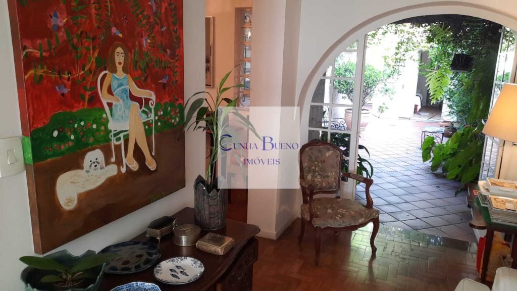 CASA EM LOCALIZAÇÃO PRIVILEGIADA NO JARDIM AMÉRICA CASA EM LOCALIZAÇÃO PRIVILEGIADA NO JARDIM AMÉRICA