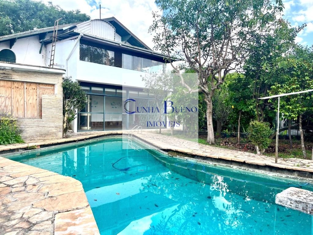 CASA ANTIGA PARA REFORMA OU NOVO EMPREENDIMENTO EM PERDIZES CASA ANTIGA PARA REFORMA OU NOVO EMPREENDIMENTO EM PERDIZES