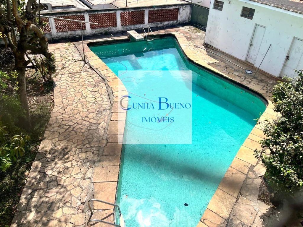CASA ANTIGA PARA REFORMA OU NOVO EMPREENDIMENTO EM PERDIZES CASA ANTIGA PARA REFORMA OU NOVO EMPREENDIMENTO EM PERDIZES