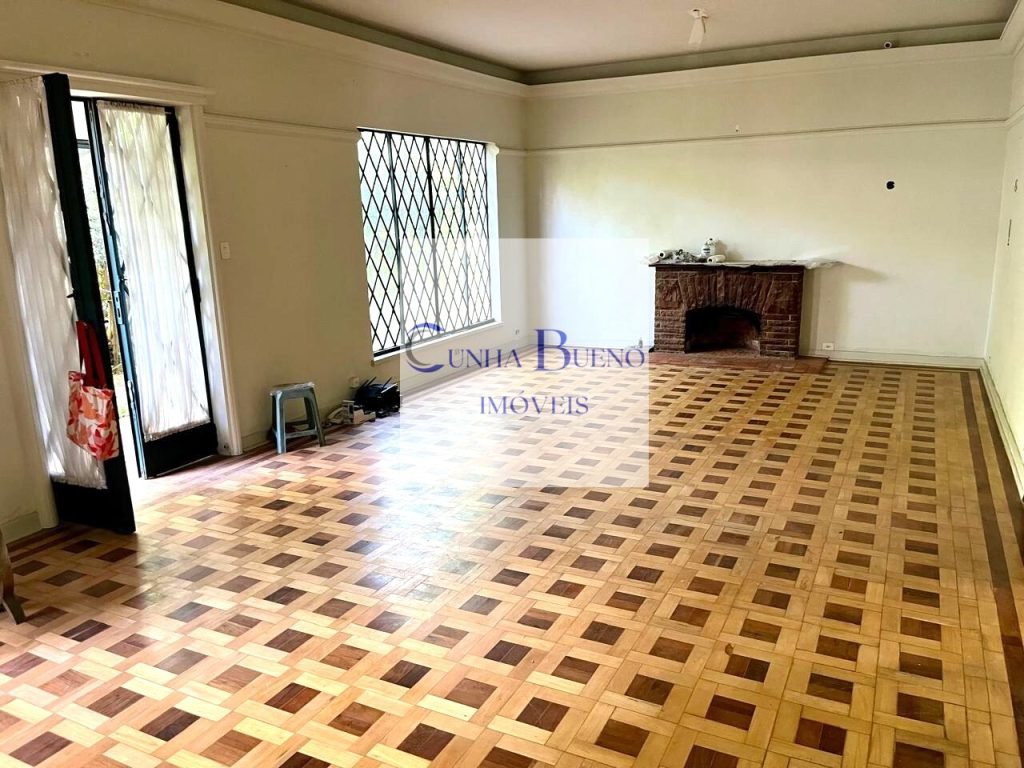 CASA ANTIGA PARA REFORMA OU NOVO EMPREENDIMENTO EM PERDIZES CASA ANTIGA PARA REFORMA OU NOVO EMPREENDIMENTO EM PERDIZES