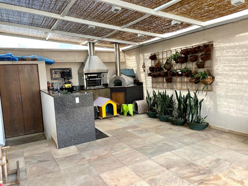 COBERTURA MARAVILHOSA NOS JARDINS – 4 VAGAS DE GARAGEM COBERTURA MARAVILHOSA NOS JARDINS – 4 VAGAS DE GARAGEM
