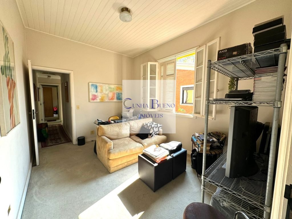 CASA EM EXCELENTE LOCALIZAÇÃO NO JARDIM PAULISTA