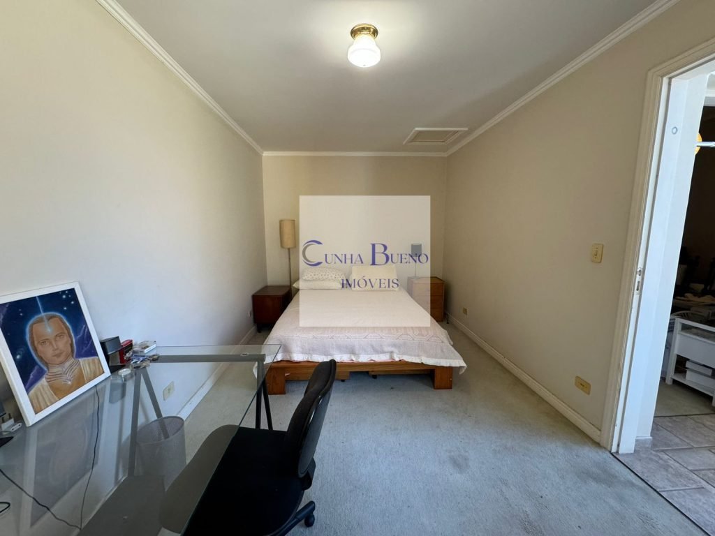 CASA EM EXCELENTE LOCALIZAÇÃO NO JARDIM PAULISTA