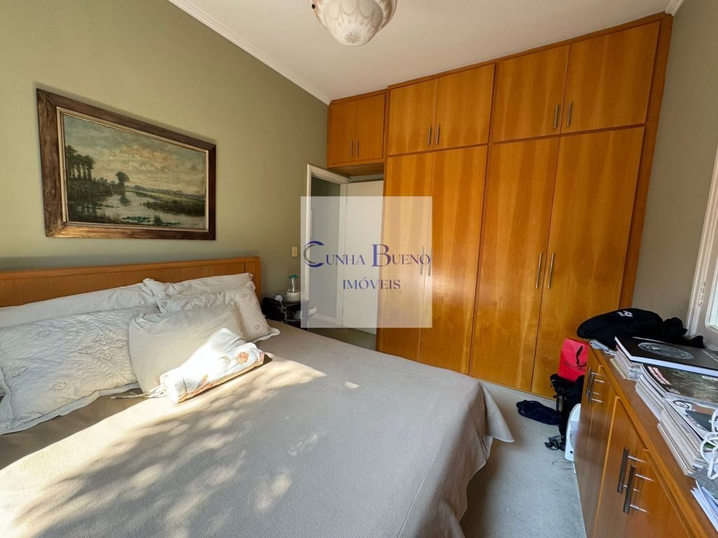 CASA EM EXCELENTE LOCALIZAÇÃO NO JARDIM PAULISTA