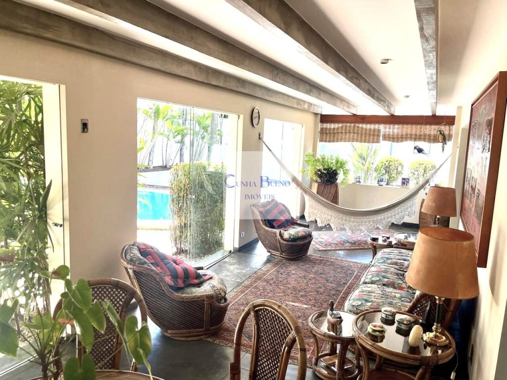 CASA E TERRENO À VENDA NO ALTO DE PINHEIROS