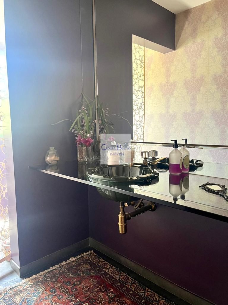 CASA E TERRENO À VENDA NO ALTO DE PINHEIROS