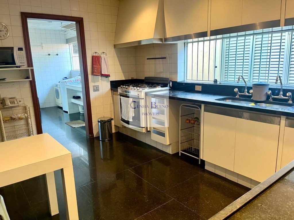 CASA E TERRENO À VENDA NO ALTO DE PINHEIROS