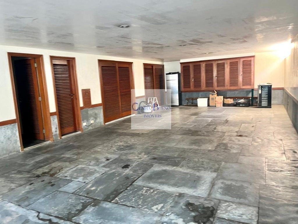 CASA E TERRENO À VENDA NO ALTO DE PINHEIROS