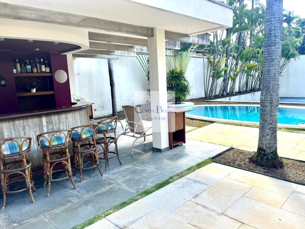 CASA E TERRENO À VENDA NO ALTO DE PINHEIROS