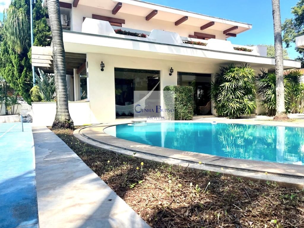 CASA E TERRENO À VENDA NO ALTO DE PINHEIROS