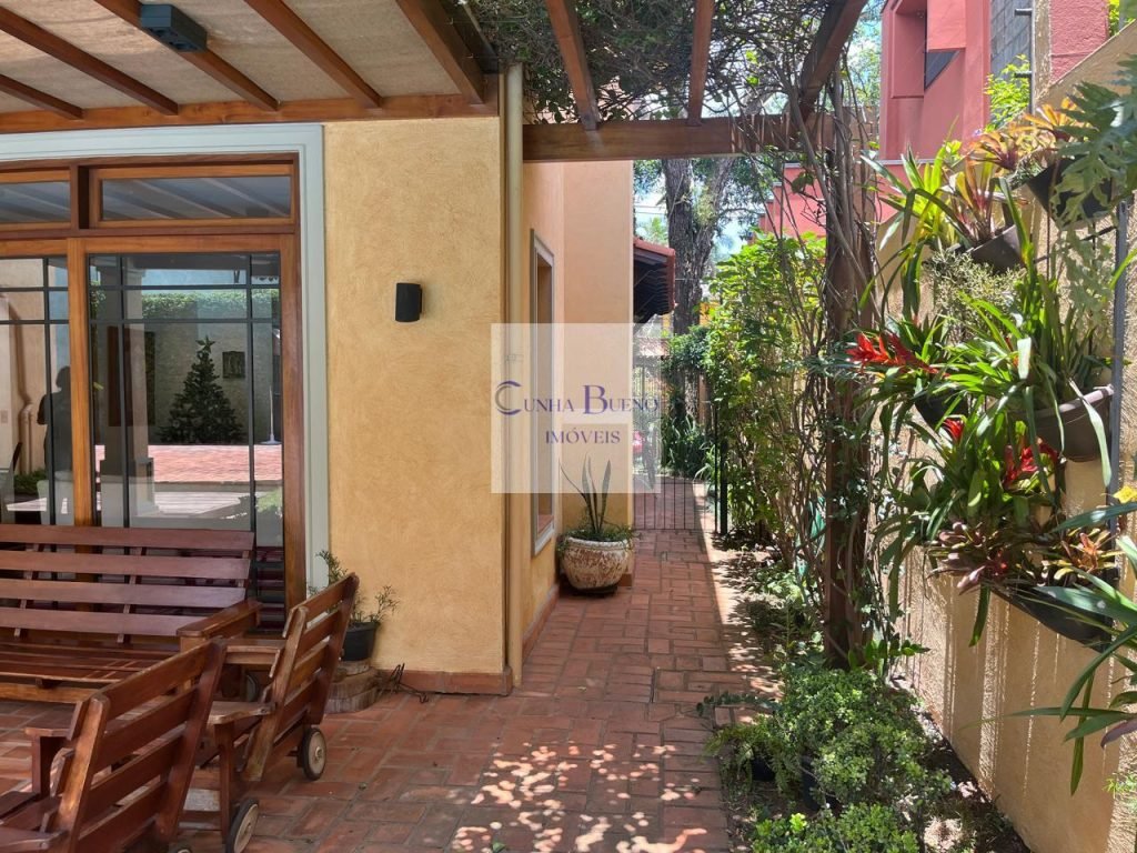 CASA SUPER BACANA NO ALTO DE PINHEIROS CASA SUPER BACANA NO ALTO DE PINHEIROS
