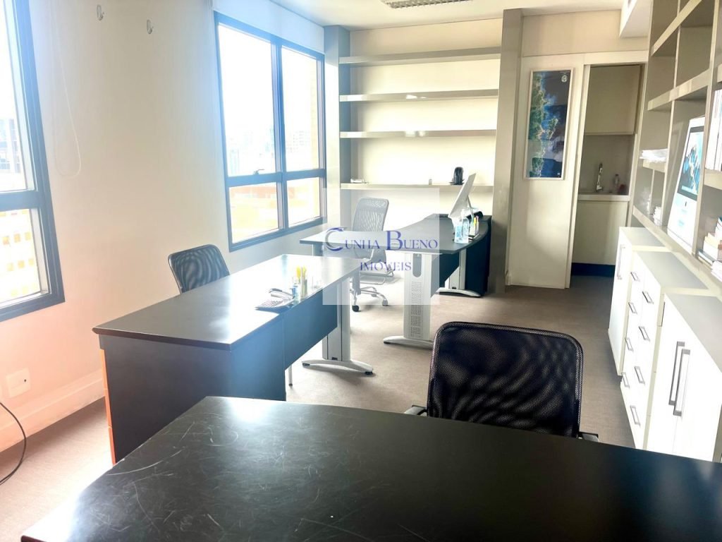 EXCELENTE CONJUNTO COMERCIAL NO ITAIM BIBI COM LINDA VISTA PARA VENDA EXCELENTE CONJUNTO COMERCIAL NO ITAIM BIBI COM LINDA VISTA PARA VENDA