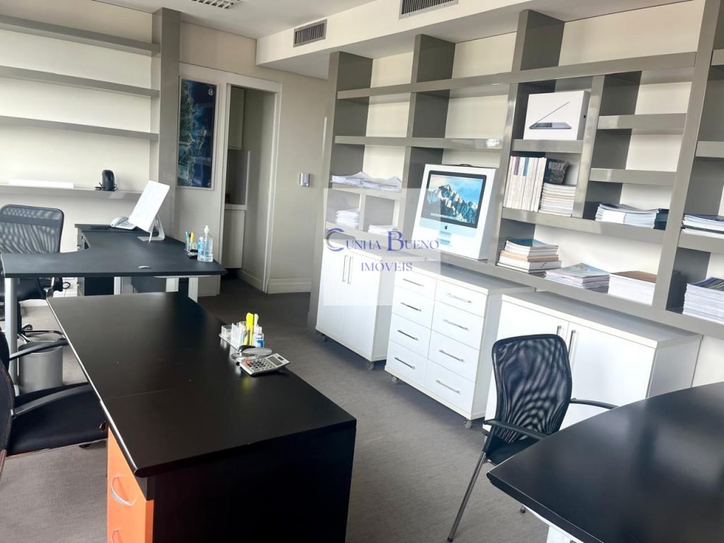 EXCELENTE CONJUNTO COMERCIAL NO ITAIM BIBI COM LINDA VISTA PARA VENDA EXCELENTE CONJUNTO COMERCIAL NO ITAIM BIBI COM LINDA VISTA PARA VENDA
