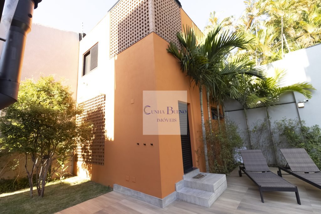 CASA IMPECÁVEL NO JARDIM PAULISTA – Projeto Mario Mazza CASA IMPECÁVEL NO JARDIM PAULISTA – Projeto Mario Mazza