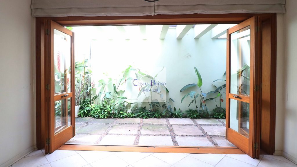 CASA DE VILA SUPER BEM LOCALIZADA NO JARDIM PAULISTA CASA DE VILA SUPER BEM LOCALIZADA NO JARDIM PAULISTA