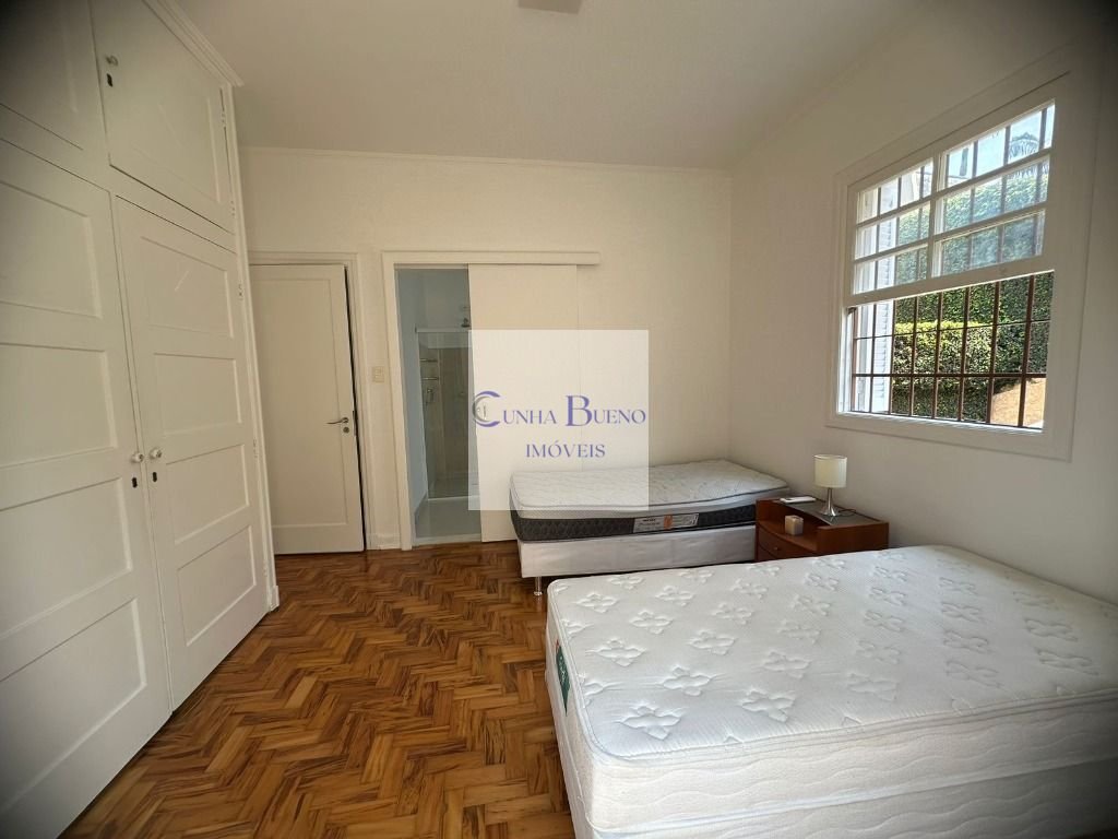 CASA NO JARDIM EUROPA PARA VENDA – EXCELENTE LOCALIZAÇÃO CASA NO JARDIM EUROPA PARA VENDA – EXCELENTE LOCALIZAÇÃO