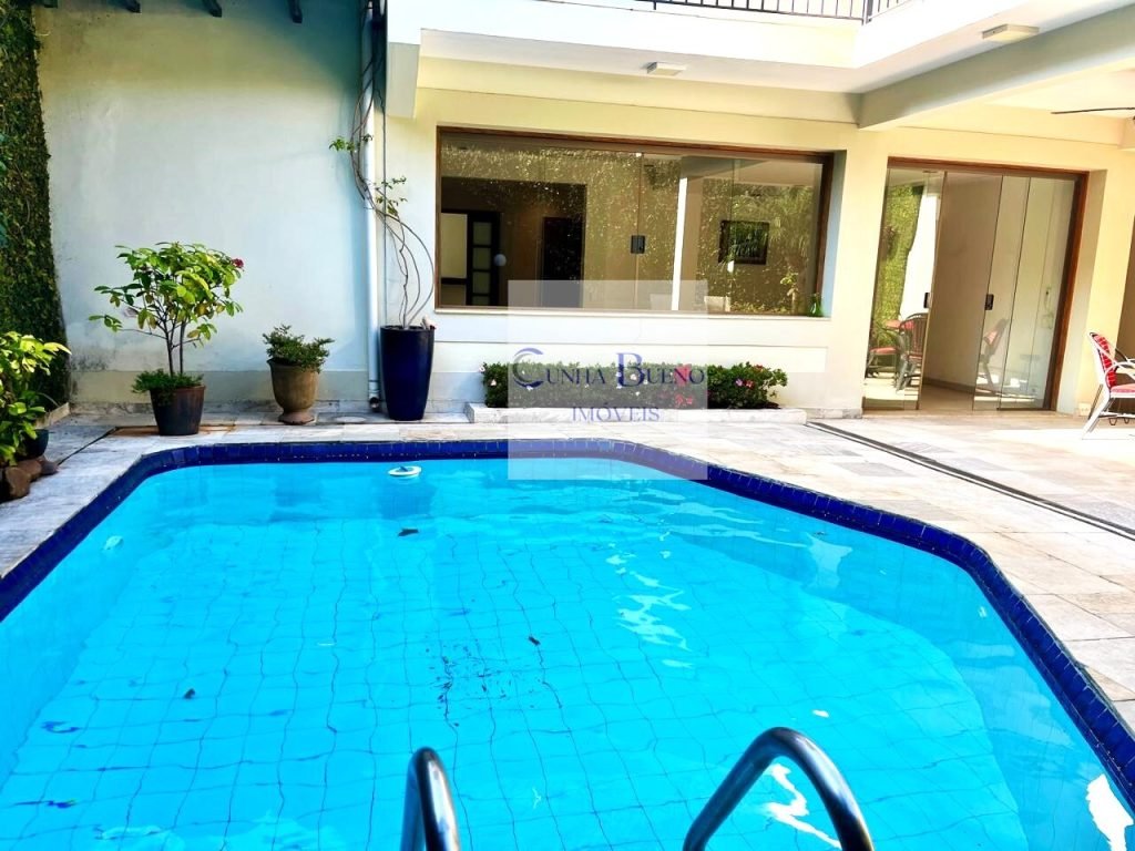 CASA NO JARDIM EUROPA – EM RUA TRANQUILA E EXCELENTE LOCALIZAÇÃO CASA NO JARDIM EUROPA – EM RUA TRANQUILA E EXCELENTE LOCALIZAÇÃO