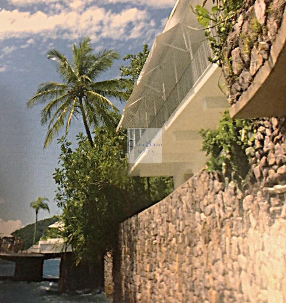 GUARUJÁ – PENÍNSULA DA ENSEADA – LOCAL PRIVADO EM CIMA DO MAR – SAMAMBAIA
