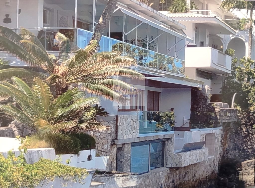 GUARUJÁ – PENÍNSULA DA ENSEADA – LOCAL PRIVADO EM CIMA DO MAR – SAMAMBAIA