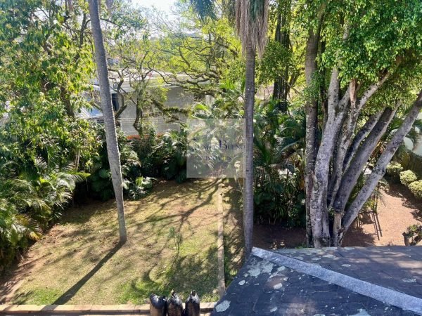 CASA NA AVENIDA MORUMBI – EXCELENTE PONTO – USO RESIDENCIAL E COMERCIAL