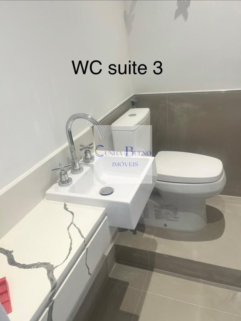 COBERTURA COM VISTA DEFINITIVA PARA O IBIRAPUERA, PAULISTA E JARDINS – LOCAÇÃO