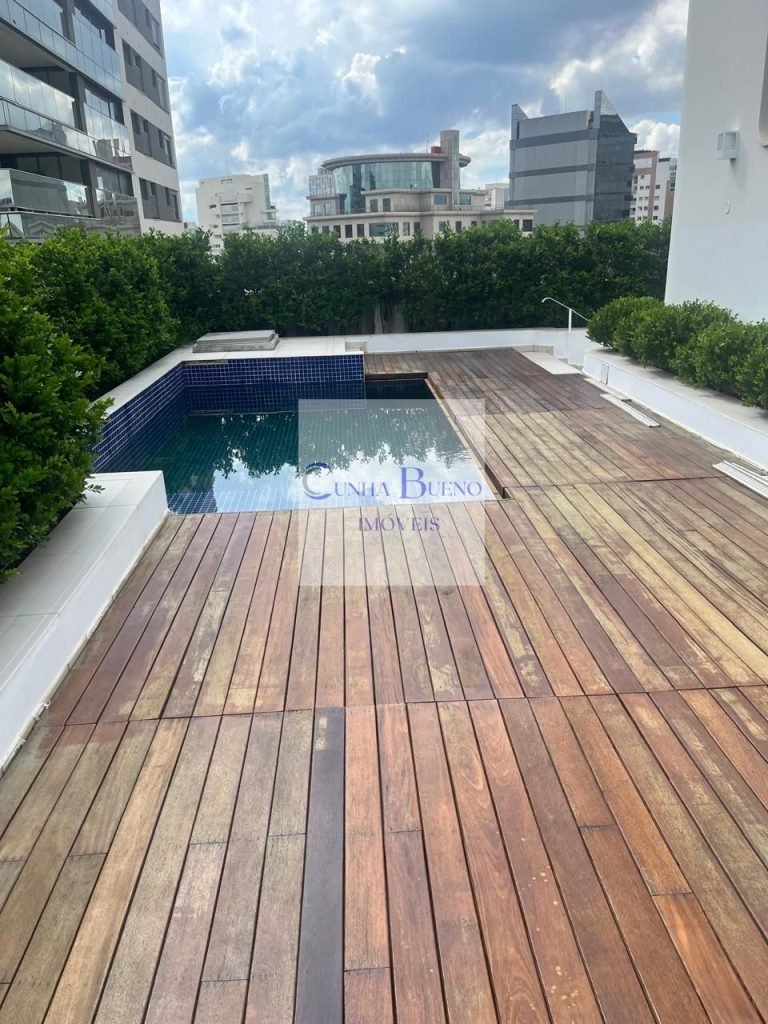 COBERTURA COM VISTA DEFINITIVA PARA O IBIRAPUERA, PAULISTA E JARDINS – LOCAÇÃO