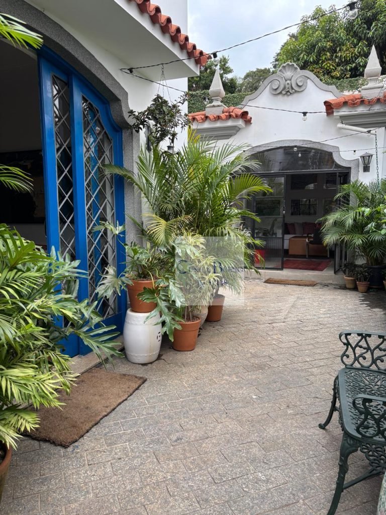 CASA PARA LOCAÇÃO NO JARDIM AMÉRICA PRÓXIMA AO CLUBE HARMONIA