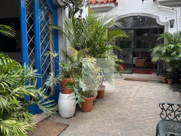 CASA PARA LOCAÇÃO NO JARDIM AMÉRICA PRÓXIMA AO CLUBE HARMONIA