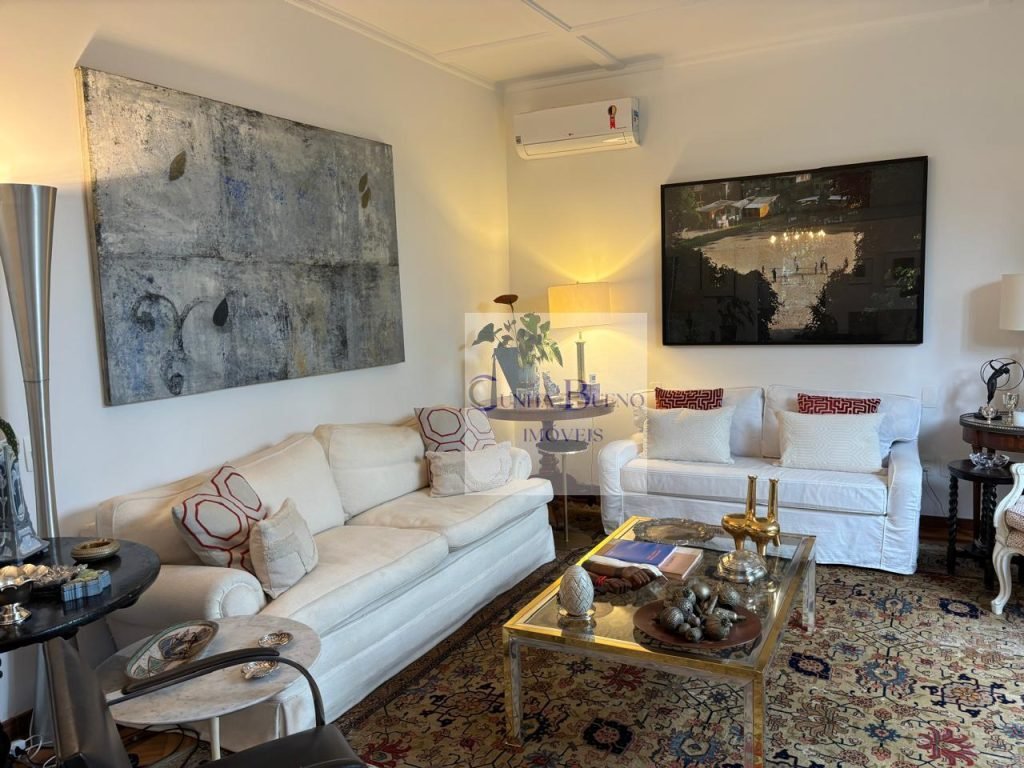 CASA PARA LOCAÇÃO NO JARDIM AMÉRICA PRÓXIMA AO CLUBE HARMONIA