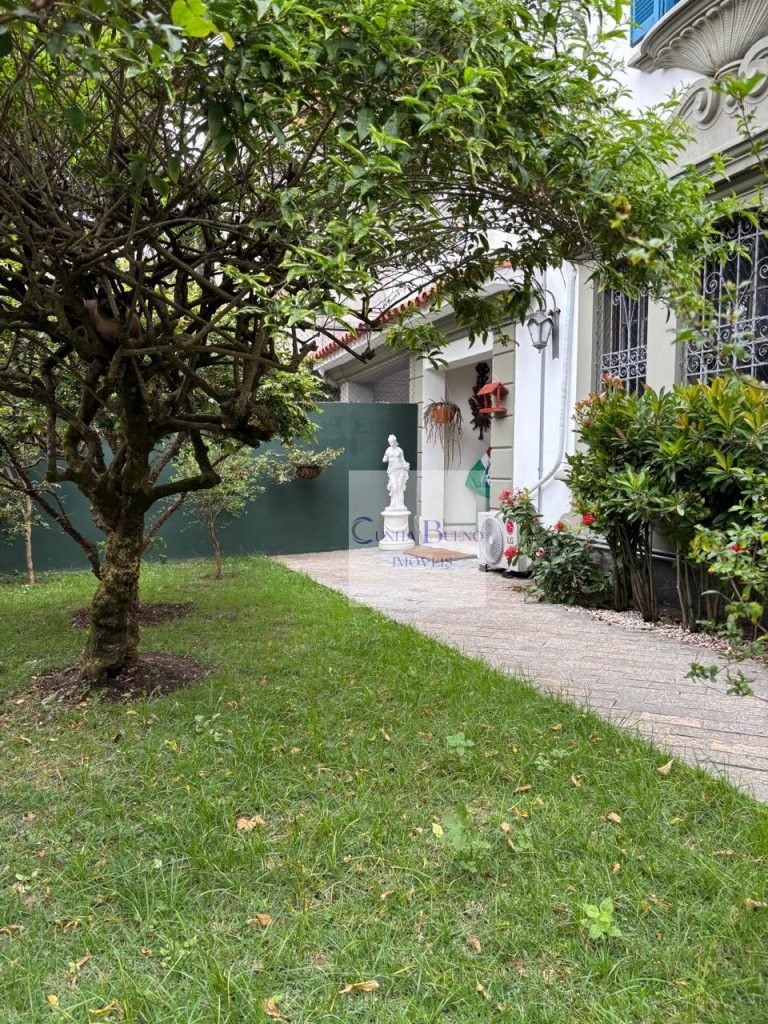 CASA PARA LOCAÇÃO NO JARDIM AMÉRICA PRÓXIMA AO CLUBE HARMONIA