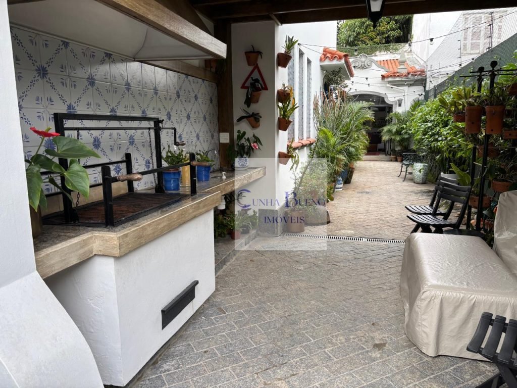 CASA PARA LOCAÇÃO NO JARDIM AMÉRICA PRÓXIMA AO CLUBE HARMONIA
