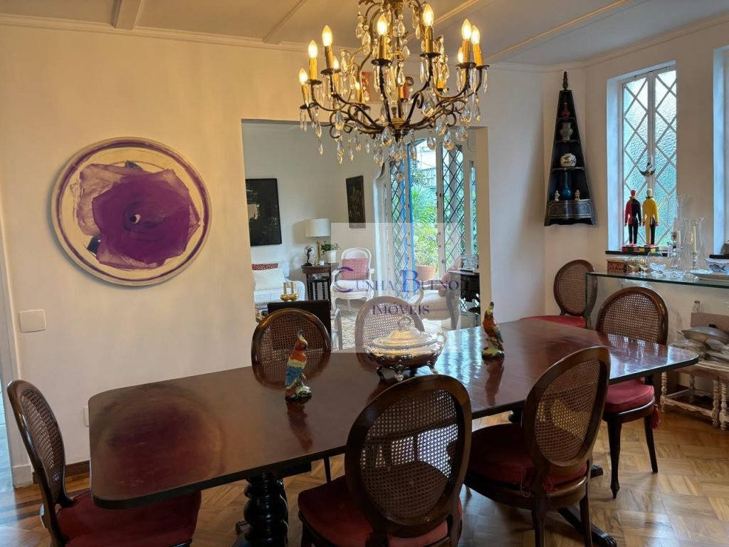 CASA PARA LOCAÇÃO NO JARDIM AMÉRICA PRÓXIMA AO CLUBE HARMONIA